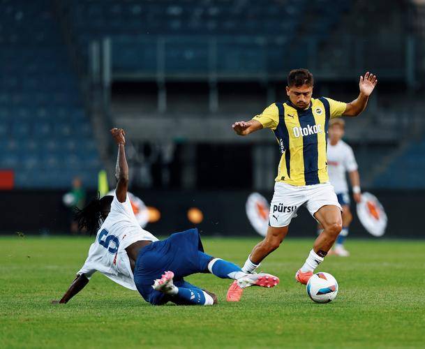 九游体育-德罗巴焦点对战,Ning与30激战巴塞罗那分钟,表现优异胜负难料!比赛高潮迭起