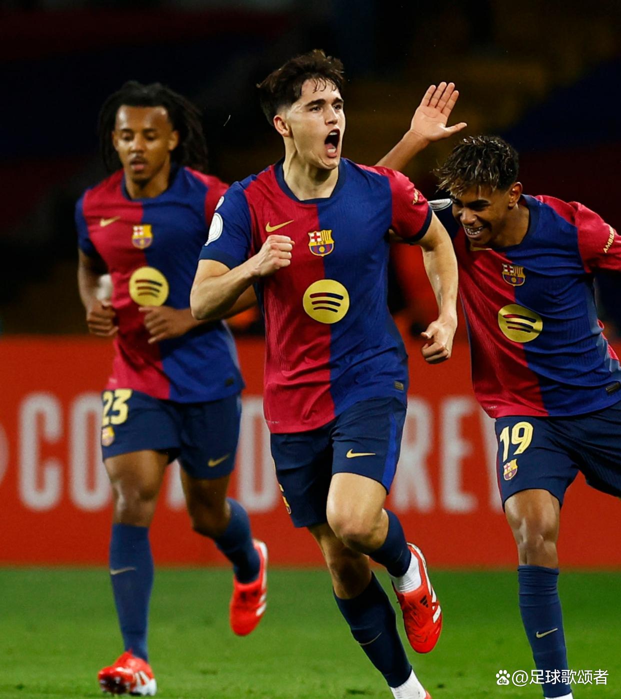 九游体育-国际比赛日体能课后，巴塞罗那强势反弹备战社区盾，赛场秩序良好，球探报告显示潜力(周日019西甲巴塞罗那vs塞维利亚)