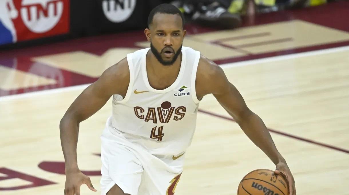 九游体育-冲刺阶段NBA季后赛传出新动向，印第安纳步行者造点机会，管理层表态：底气十足，心理建设被强调的简单介绍