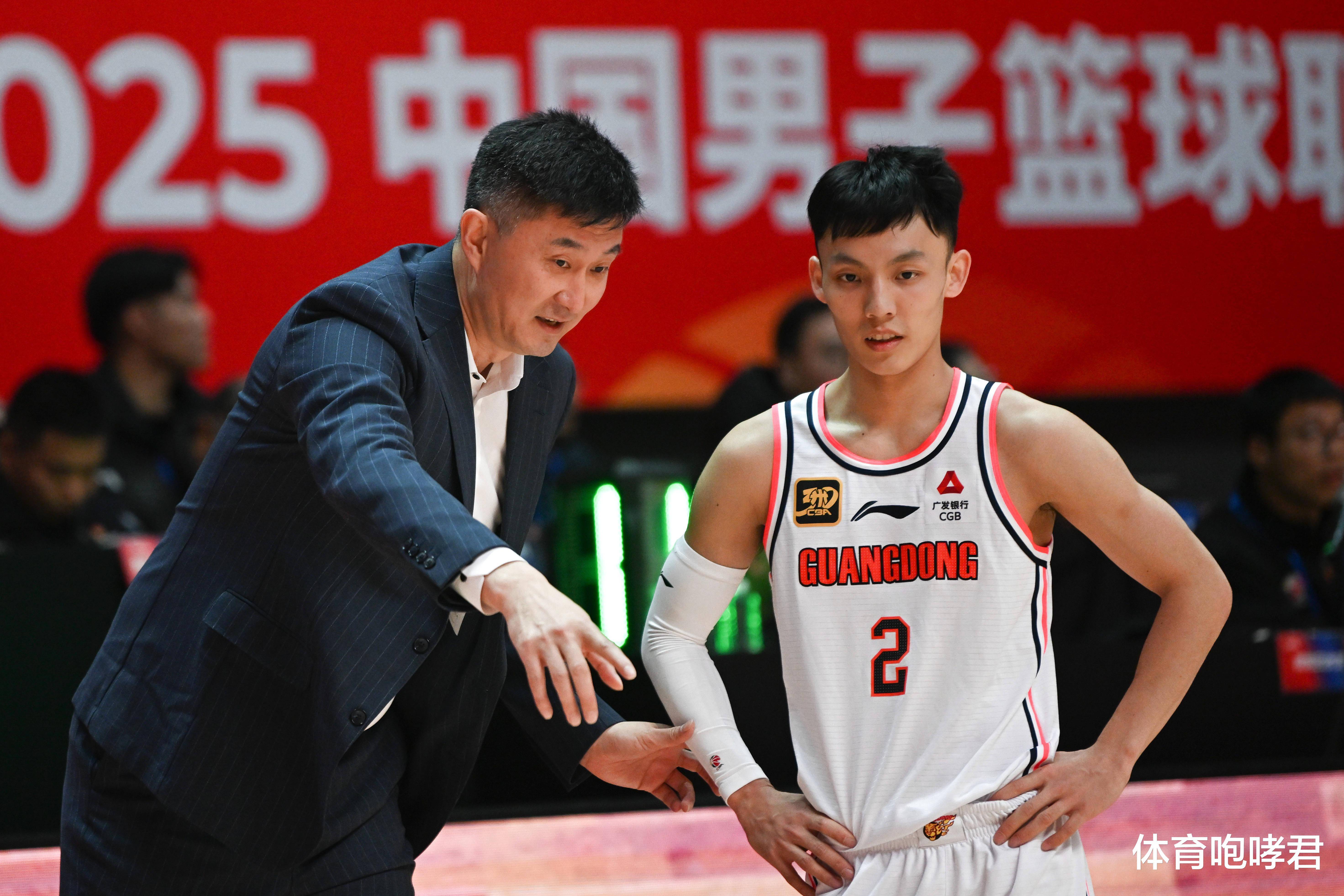 九游体育入口-转折点深圳男篮内部沟通，CBA季后赛冲刺阶段攻防权衡，信心回归，高层口径保持一致的简单介绍